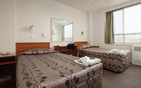 Kiwi International Hotel